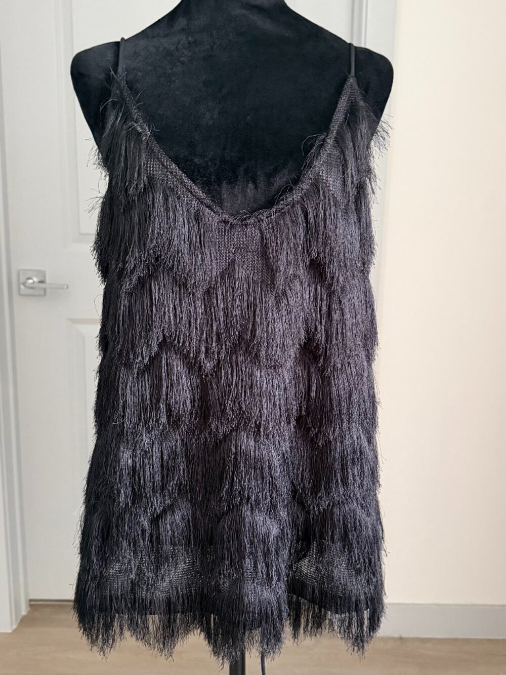 H&M Black Fringe Cami Spaghetti Strap Top Flapper Style Gatsby Cocktail Concert
